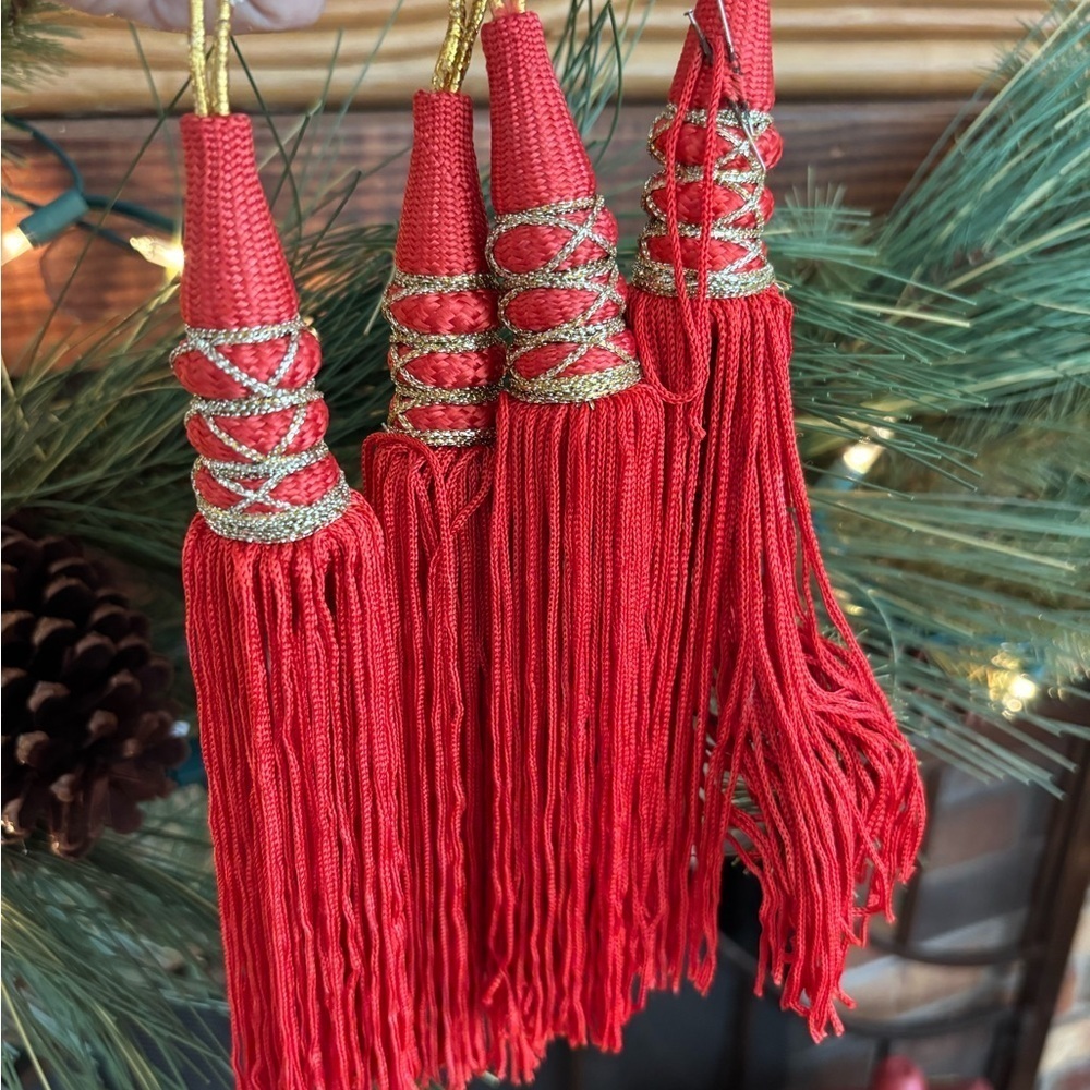 4 Elegant Vintage Red and Gold Holiday Tassels